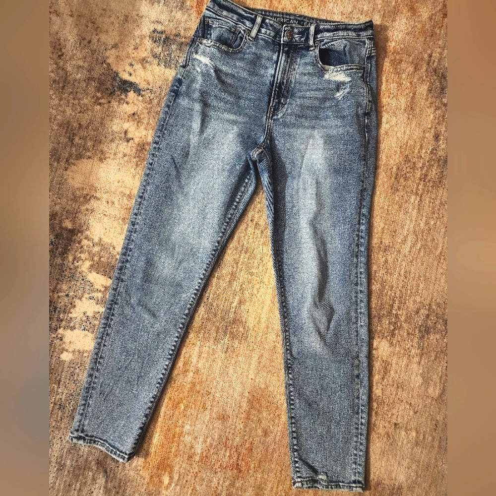 American Eagle Distressed Mom Jeans